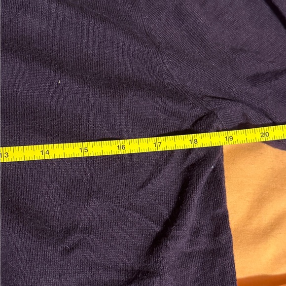 Banana Republic Deep Purple V-Neck Sweater - Picture 5 of 5